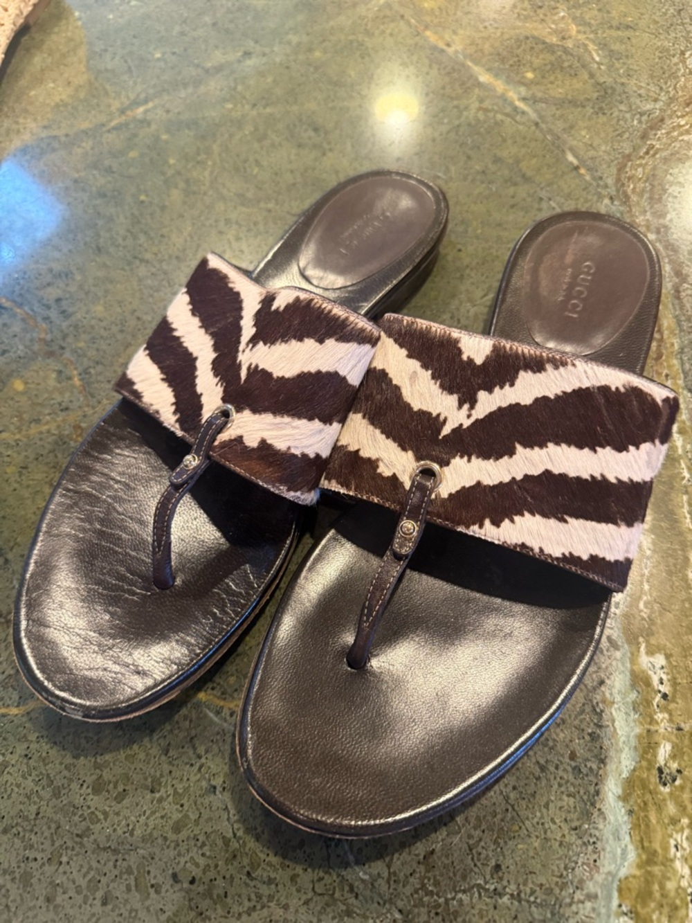 Gucci Brown and White Zebra-Print Slide Sandals - Picture 2 of 3